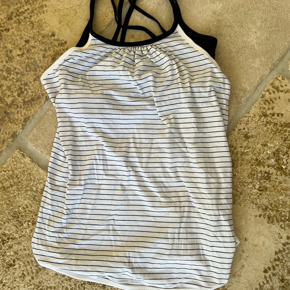 Calia athletic top with built in sports bra